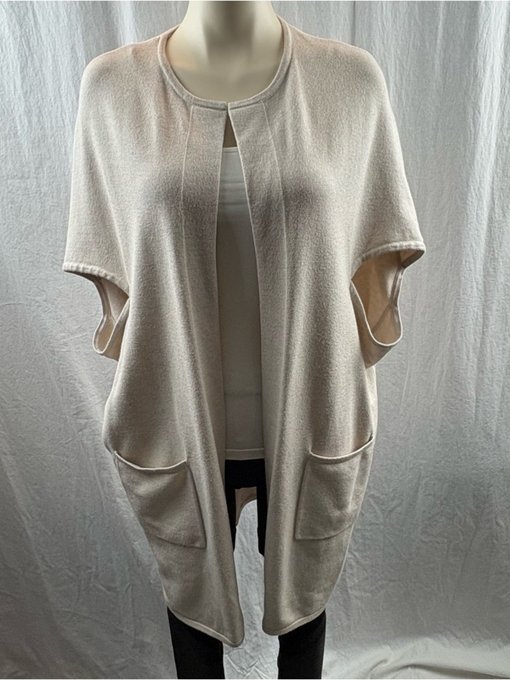 Olsen Open-Front Short-Sleeve Cardigan in Soft Cream S/M